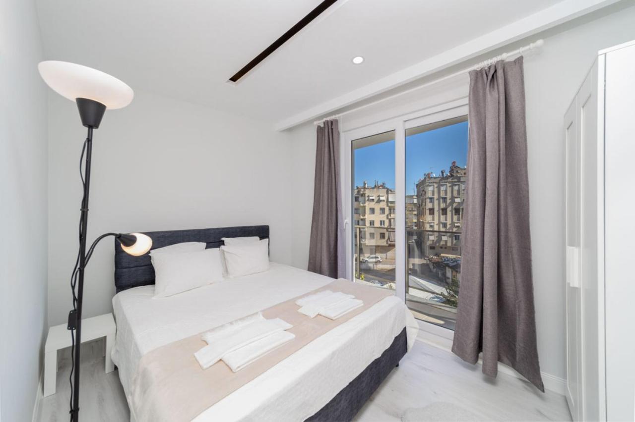 Comfy With Balcony In Muratpasa Daire